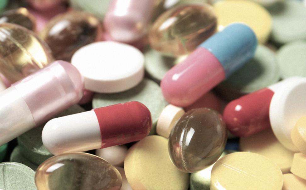 Imagem da publicação: Curso semipresencial de Farmacologia Clínica recebe inscrições até 10 de julho